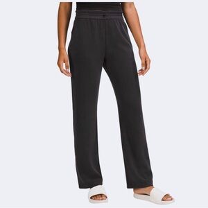 Lululemon Softstreme High-Rise Pant Regular in Black, Size 6